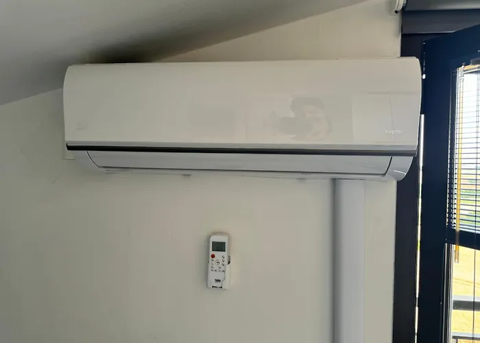 アパート Mansarda Panoramica コリアーノ